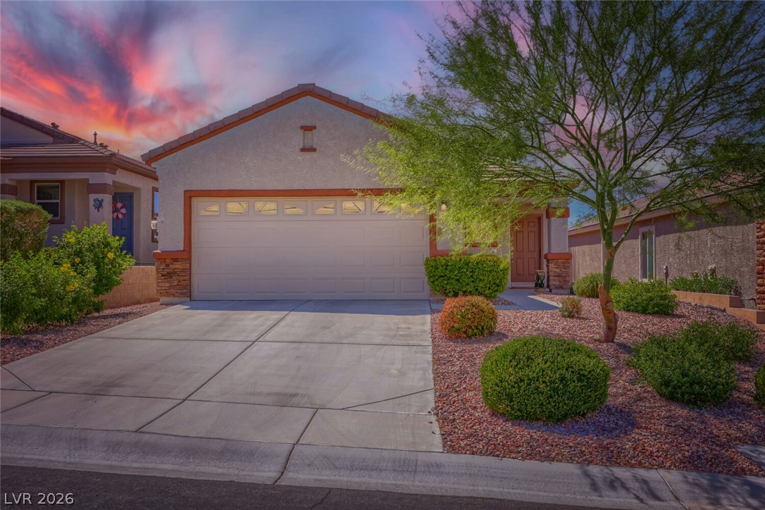 2347 Tranquil Moon Street, Henderson 89044