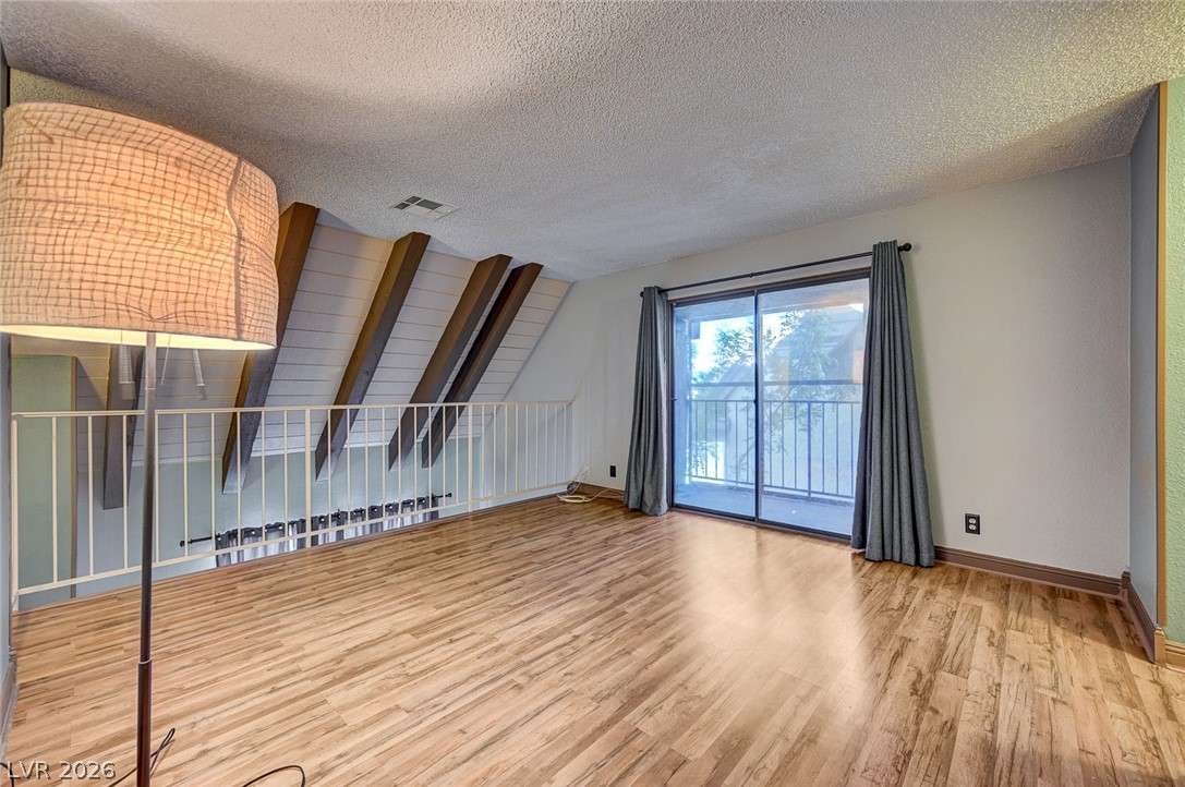 Photo 21 of 31, 6518 Ironbark Lane