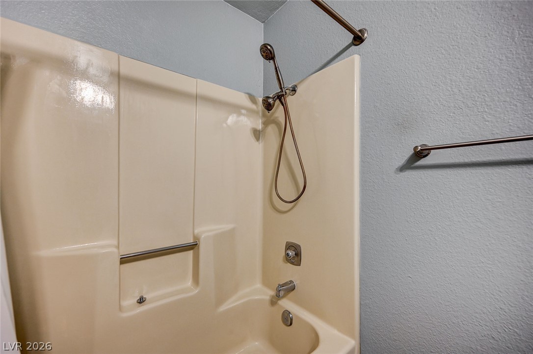 Photo 14 of 31, 6518 Ironbark Lane