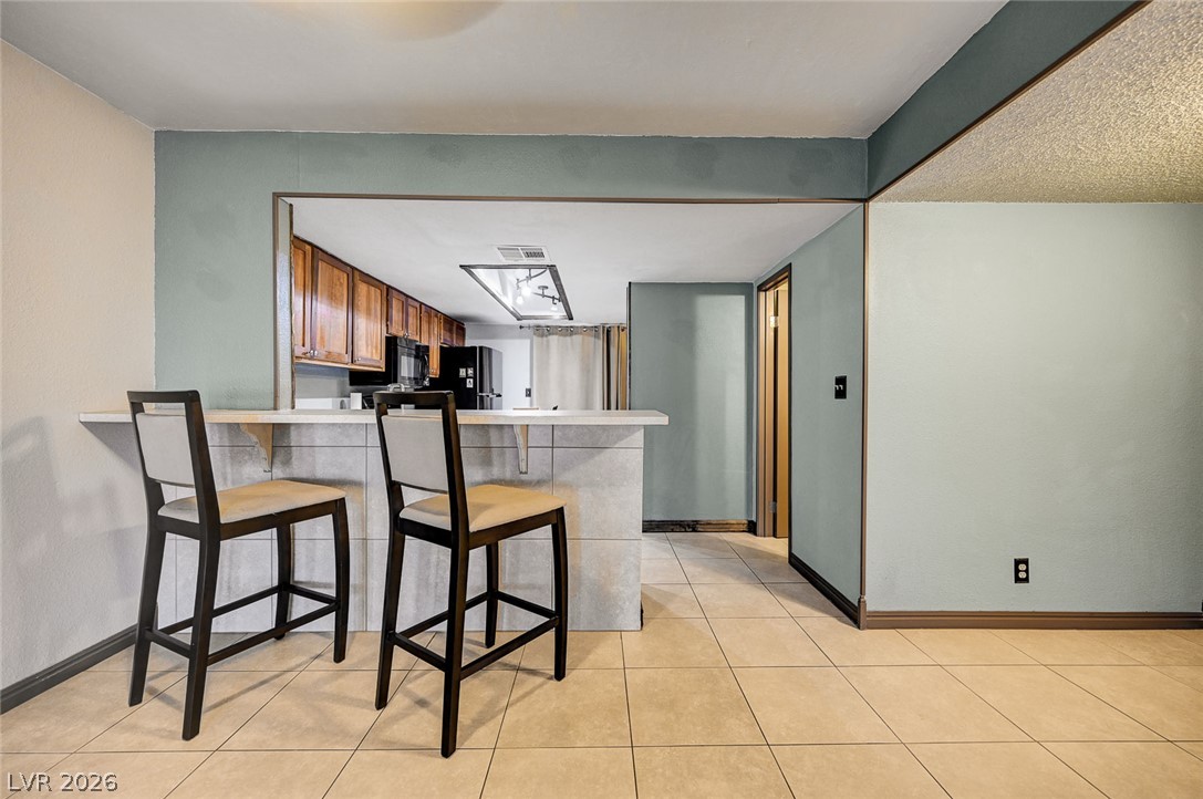 Photo 6 of 31, 6518 Ironbark Lane