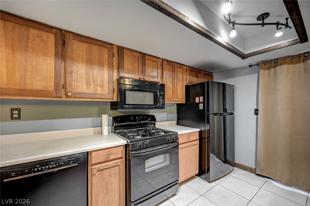 Photo 7 of 31, 6518 Ironbark Lane