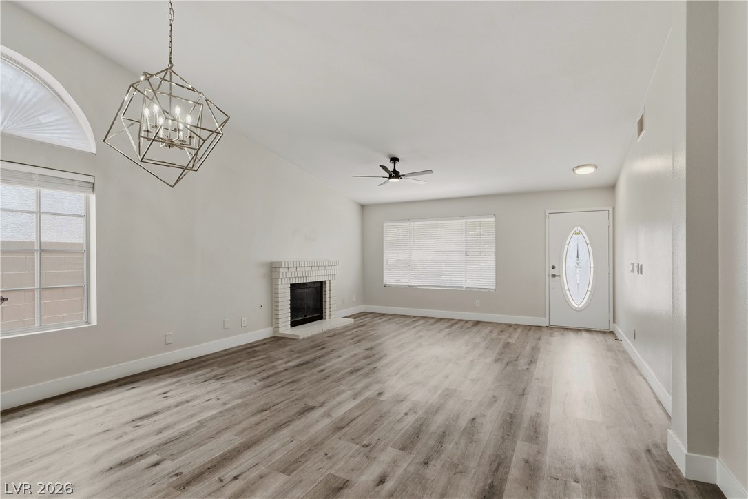 Photo 4 of 903 Derringer Lane