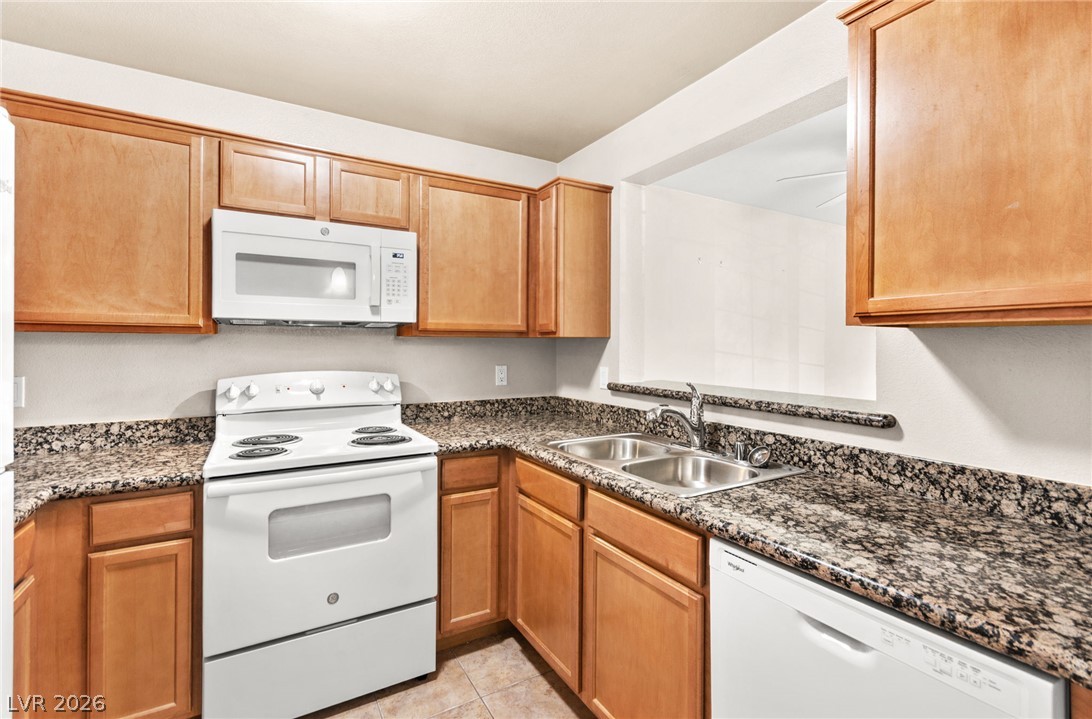 Photo 12 of 29, 7720 Secret Shore Drive #202