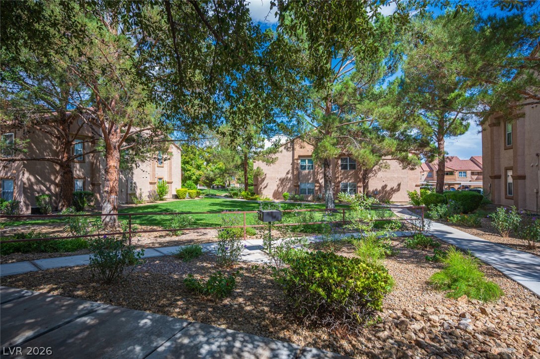 Photo 7 of 46, 1150 N Buffalo Drive #1098