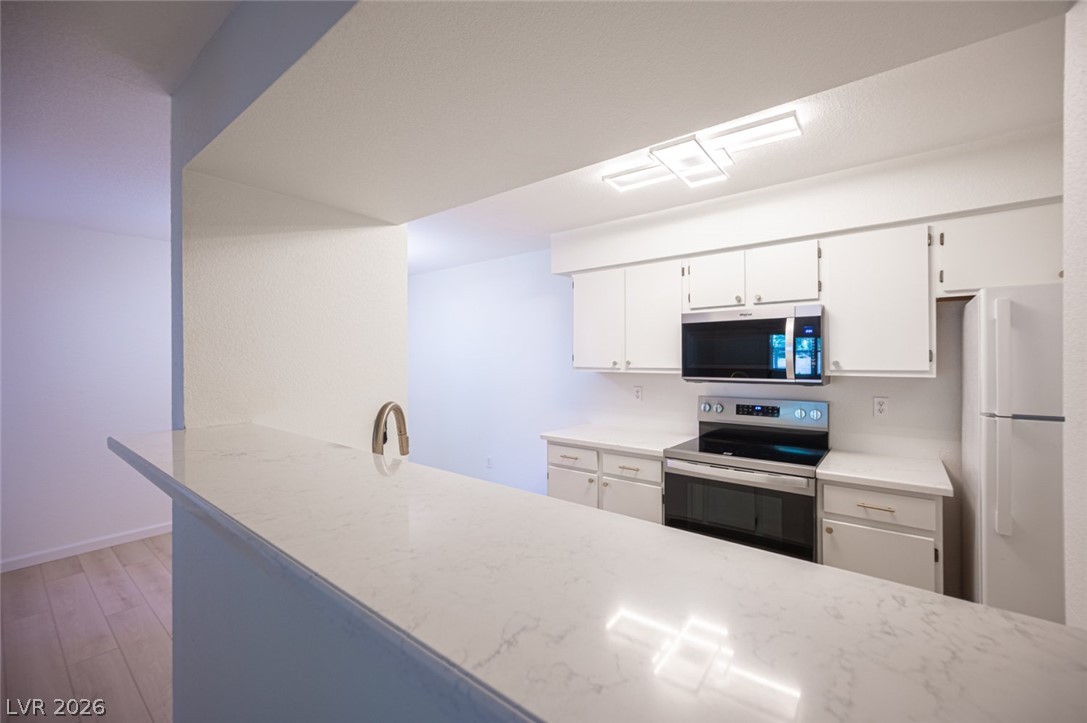 Photo 14 of 46, 1150 N Buffalo Drive #1098