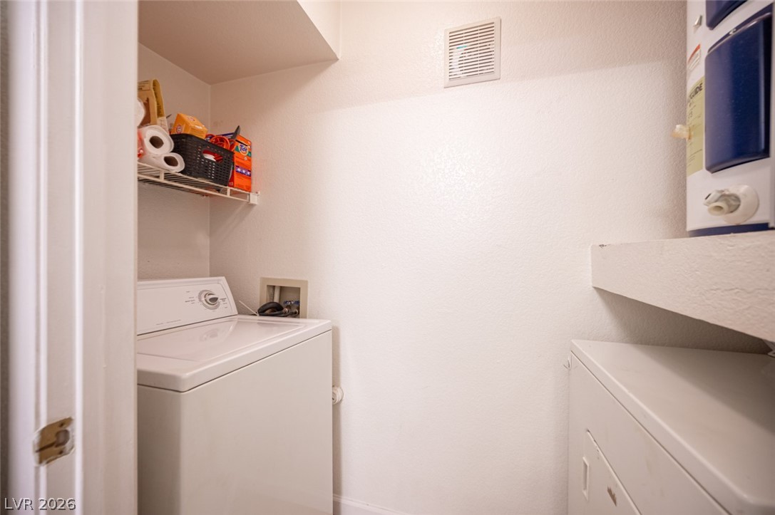 Photo 27 of 46, 1150 N Buffalo Drive #1098