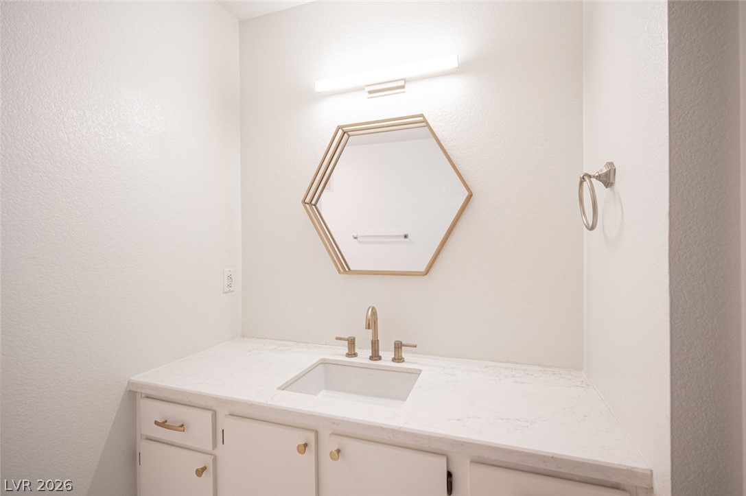 Photo 35 of 46, 1150 N Buffalo Drive #1098