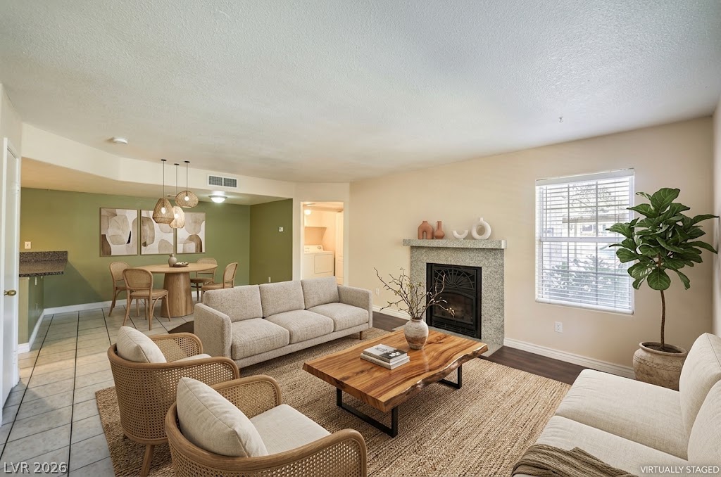 9070 Spring Mountain Road #104, Las Vegas 89117