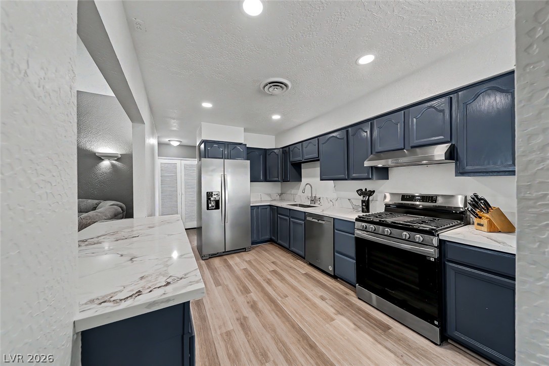 Photo 11 of 25, 1211 Paiute Drive