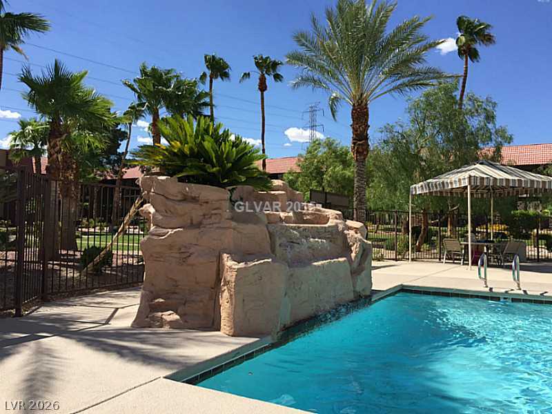 Photo 31 of 40, 5207 Indian River Drive #246