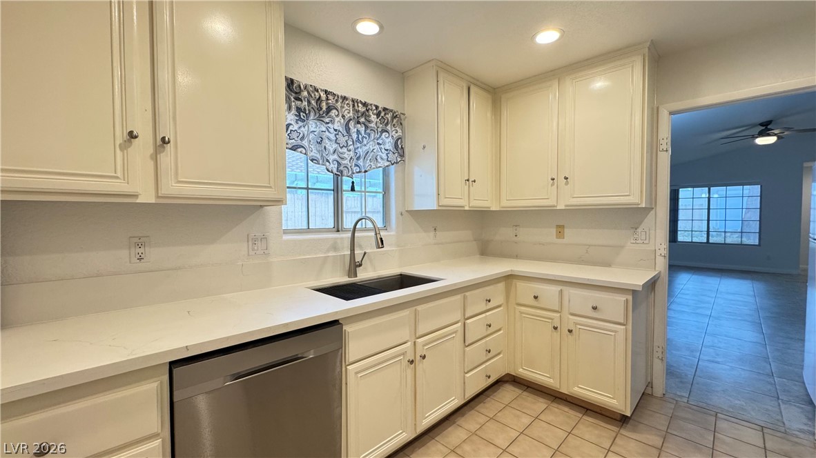 Photo 53 of 89, 5425 Comchec Way #103