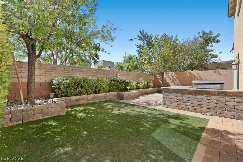 Photo 16 of 42, 10833 Whipple Crest Avenue