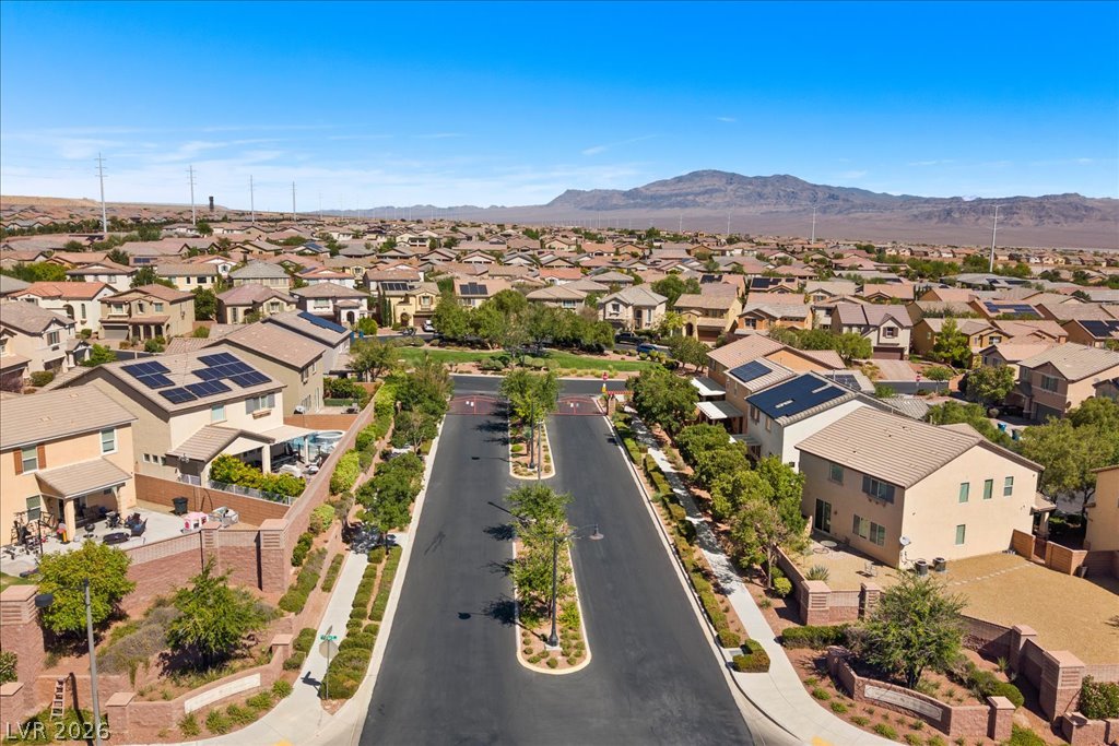 Photo 37 of 42, 10833 Whipple Crest Avenue
