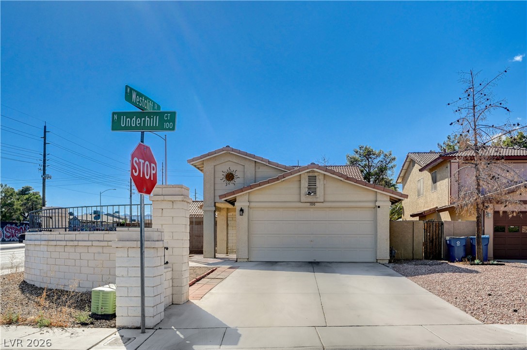 100 Underhill Court, Las Vegas