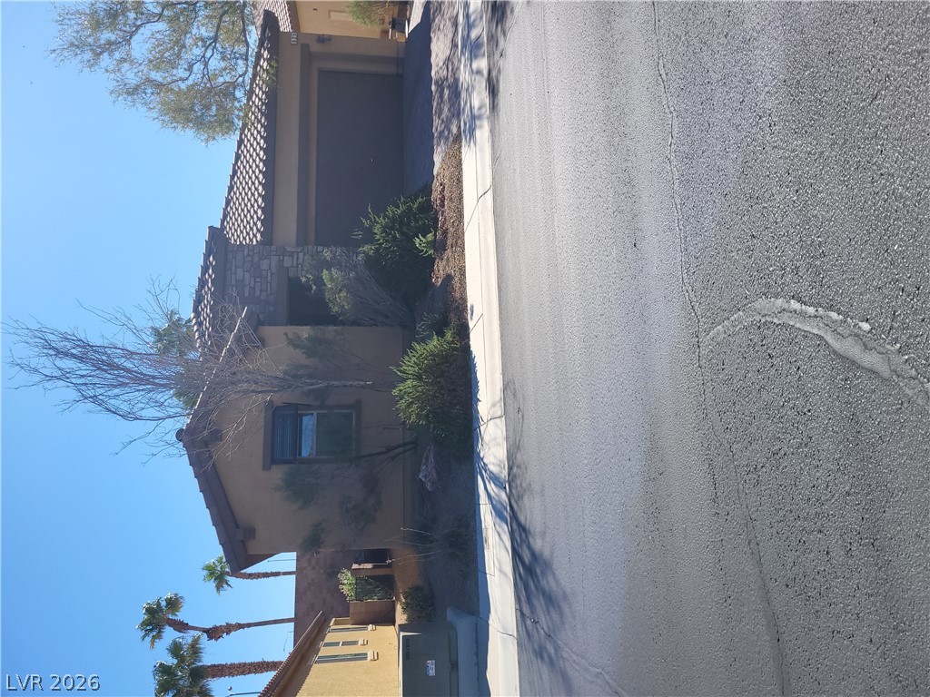 Photo 4 of 625 Viale Machiavelli Lane