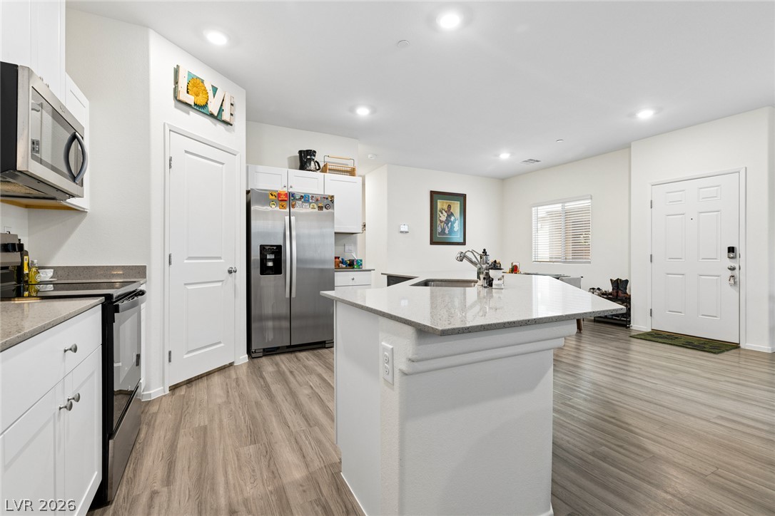 Photo 9 of 29, 7910 Aurora Sky Street
