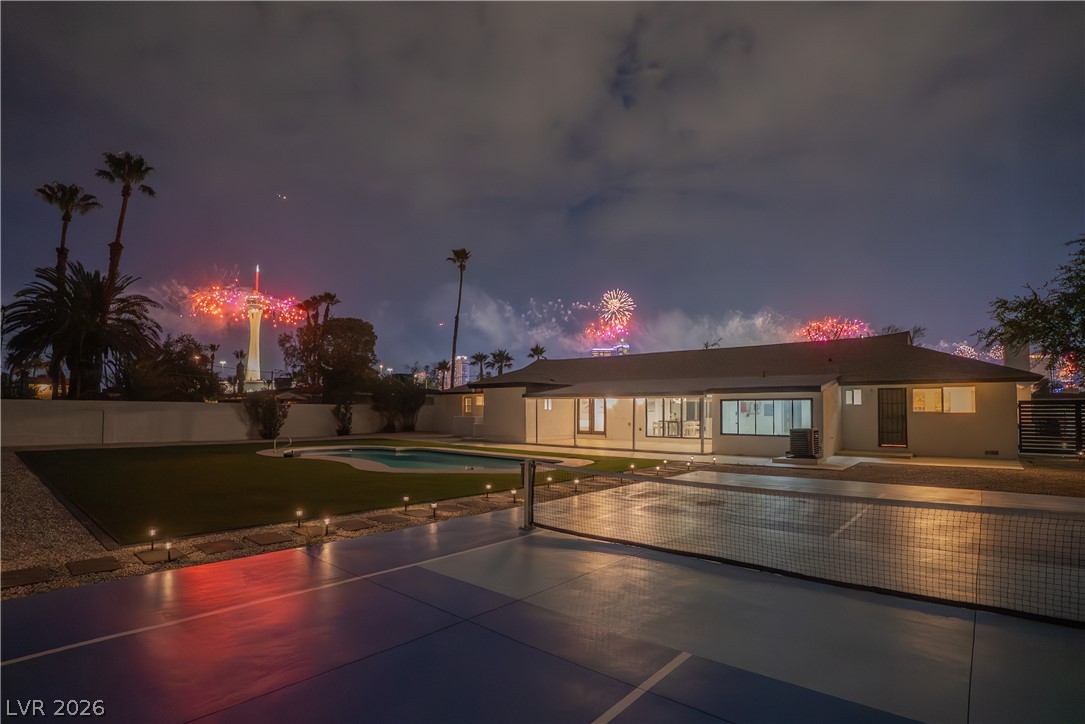 2106 W Oakey Boulevard, Las Vegas 89102