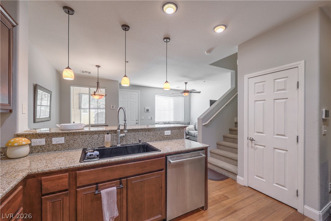 Photo 12 of 31, 1525 Spiced Wine Avenue #12103