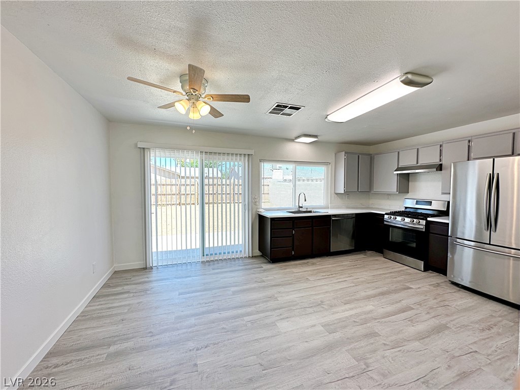 Photo 5 of 2501 Oak Glen Way
