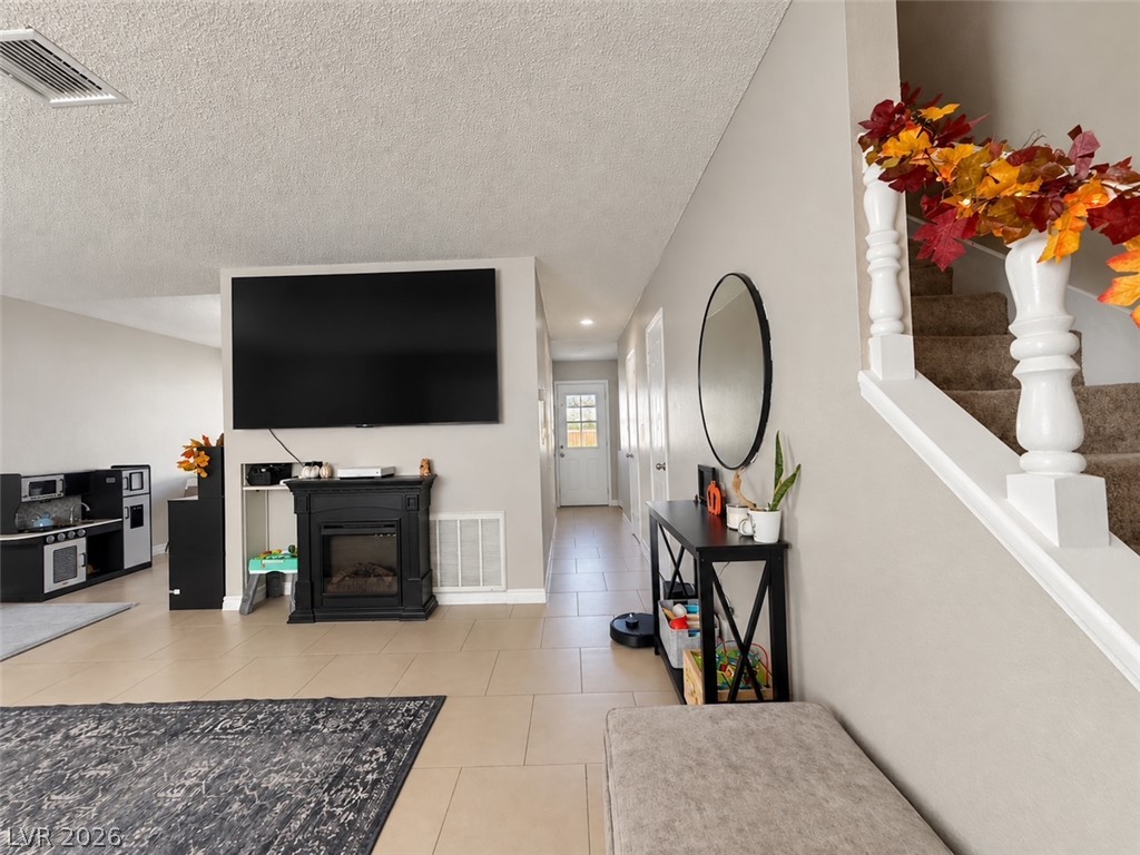 Photo 3 of 651 Greenbriar Townhouse Way