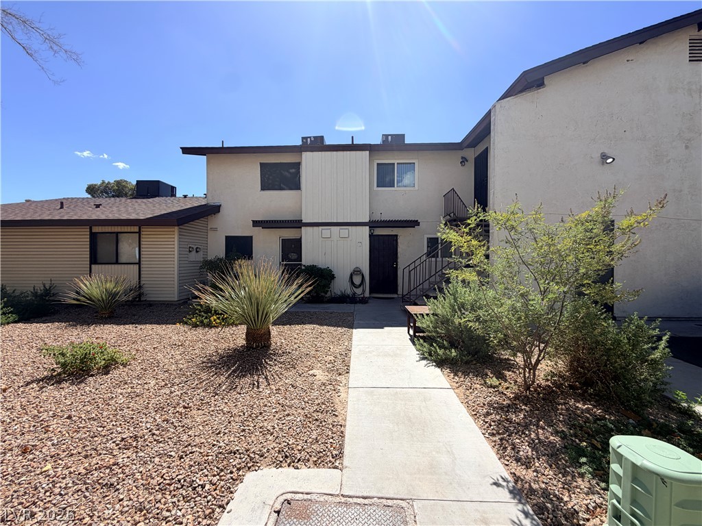Photo 3 of 2350 Cardiff Lane #C