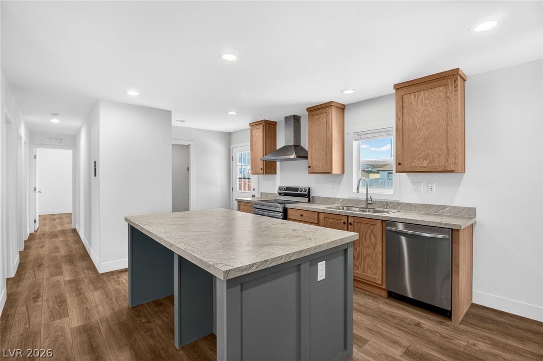 Photo 7 of 18, 2258 Toiyabe Street