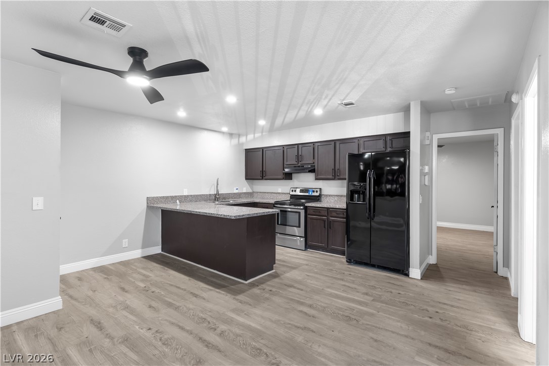 Photo 2 of 881 Mantis Way #1