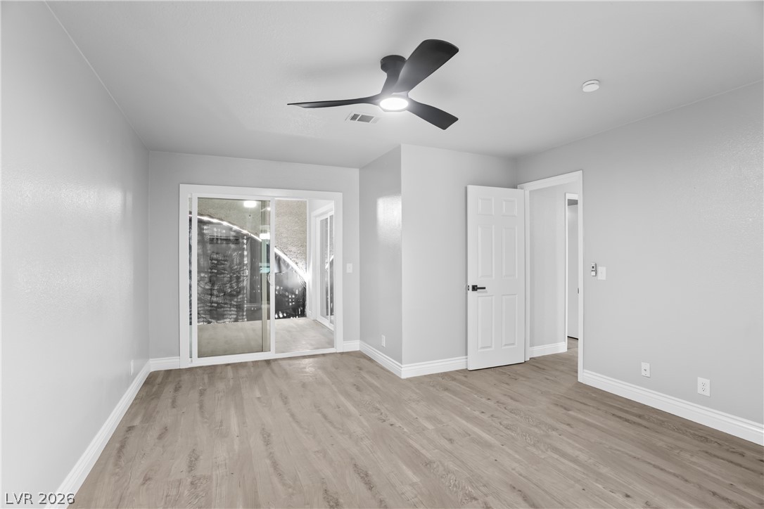 Photo 13 of 21, 881 Mantis Way #1