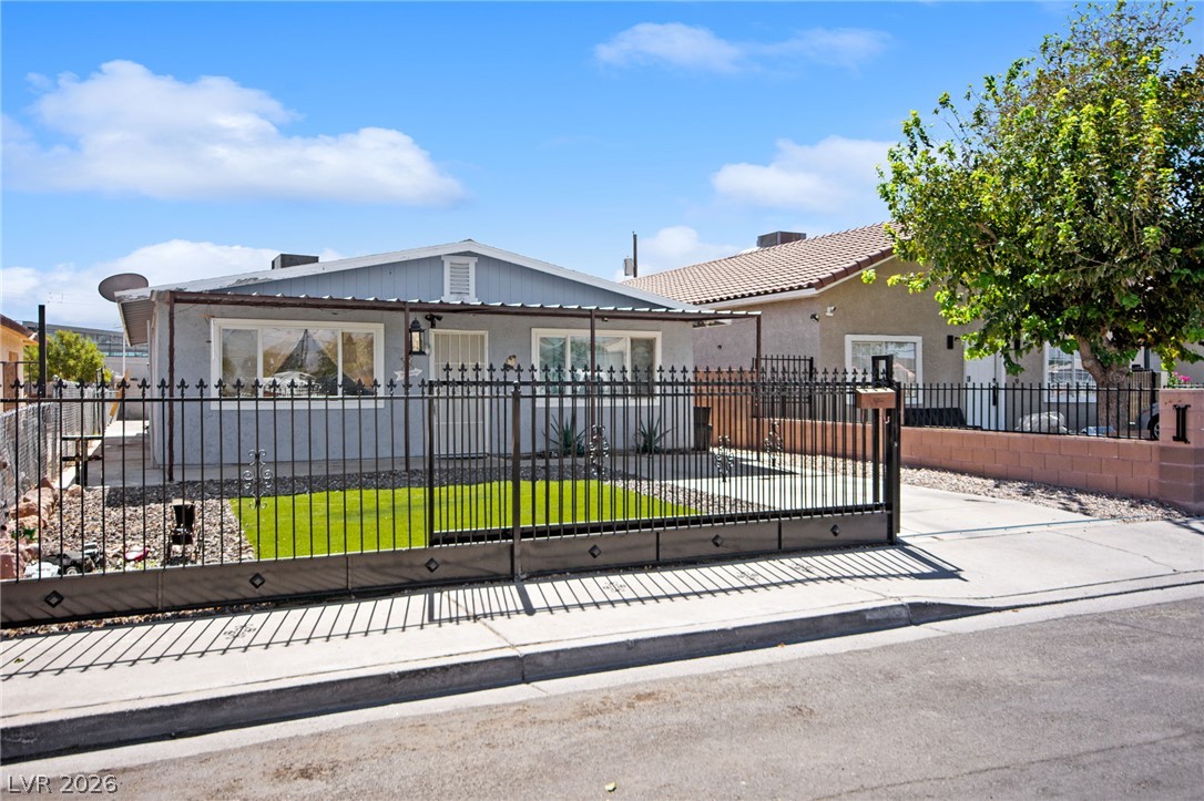 Photo 5 of 1237 Hassell Avenue