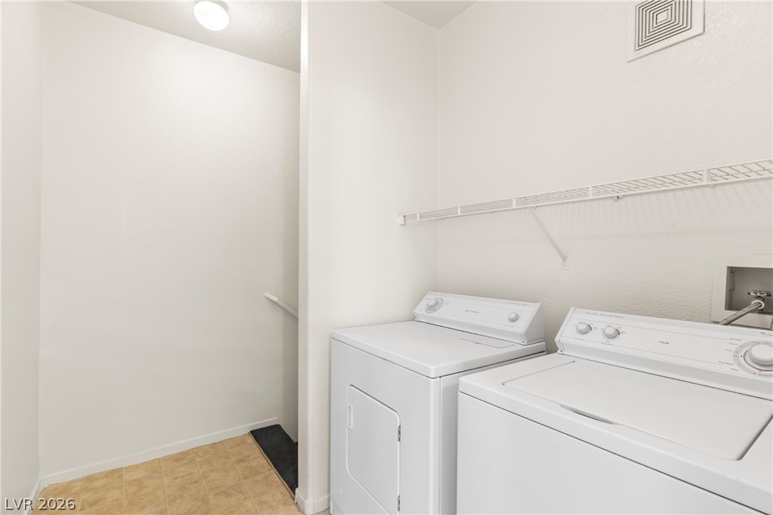 Photo 25 of 40, 1501 Truett Street #203