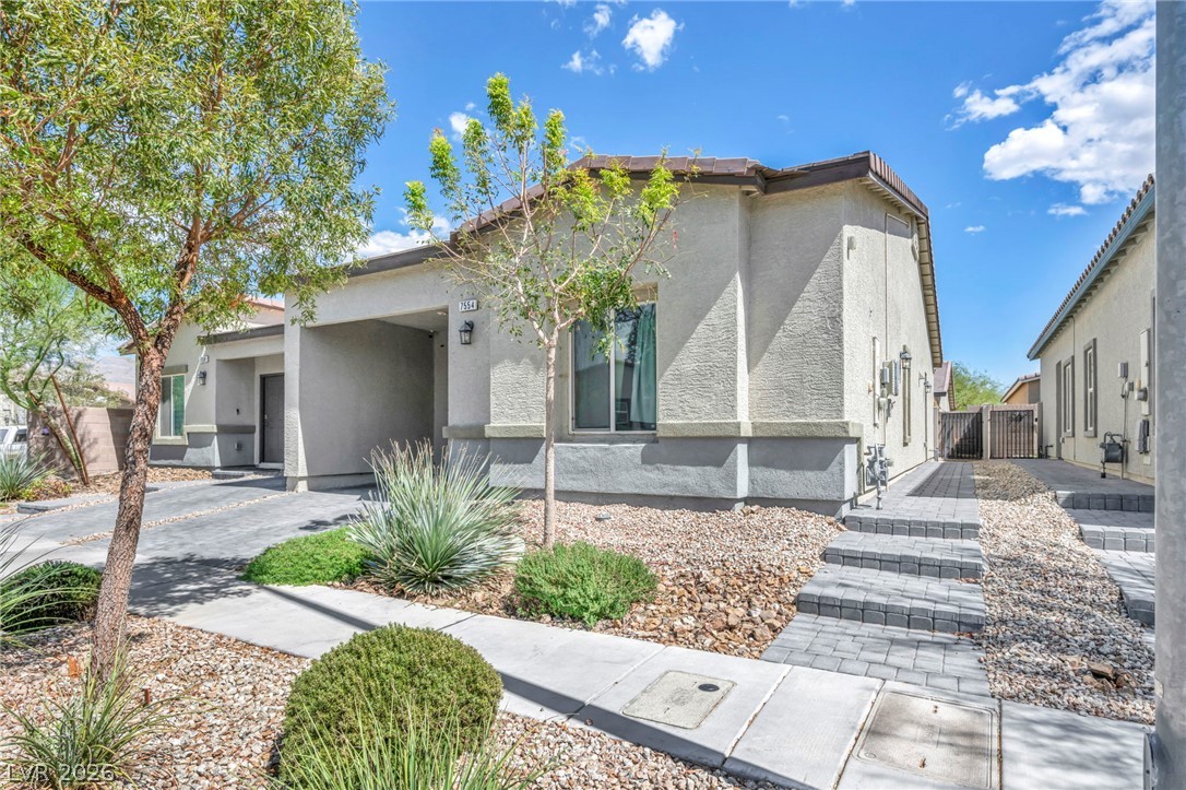 Photo 2 of 7554 Crested Moon Street