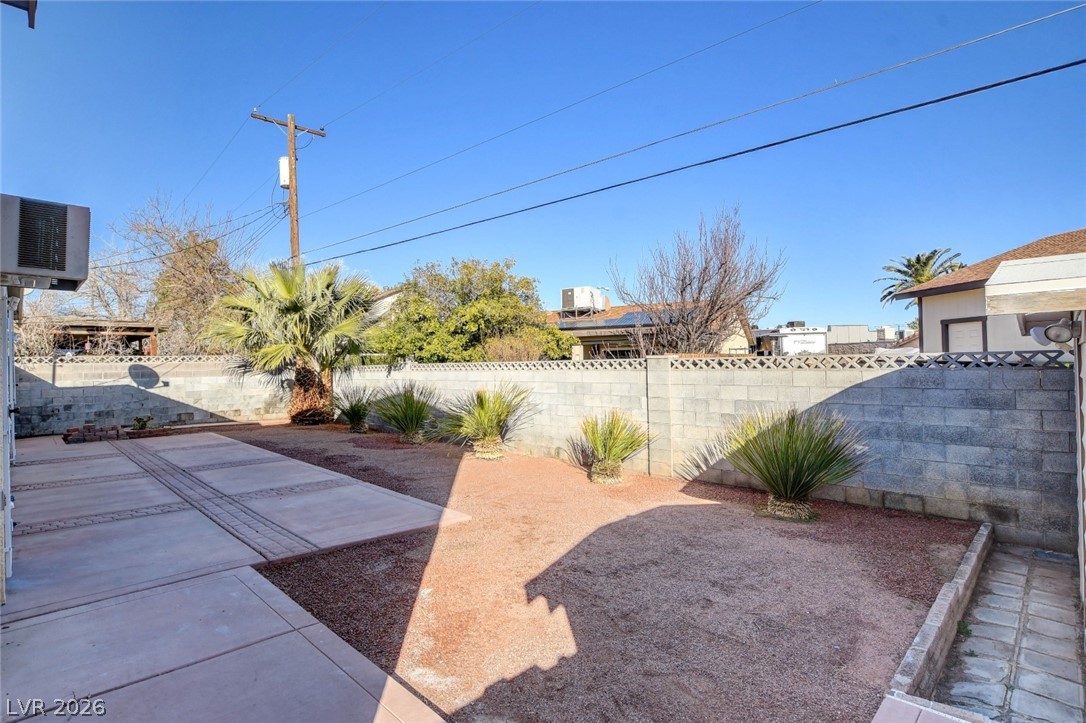 Photo 33 of 44, 3358 HORIZON Street