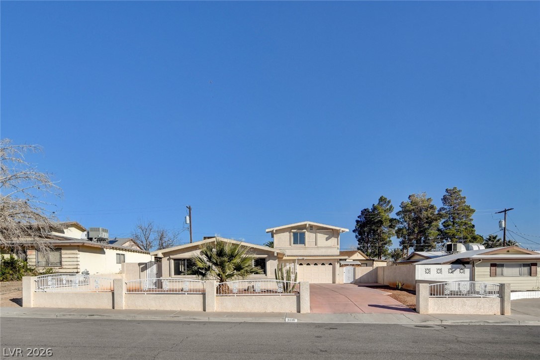 Photo 40 of 44, 3358 HORIZON Street