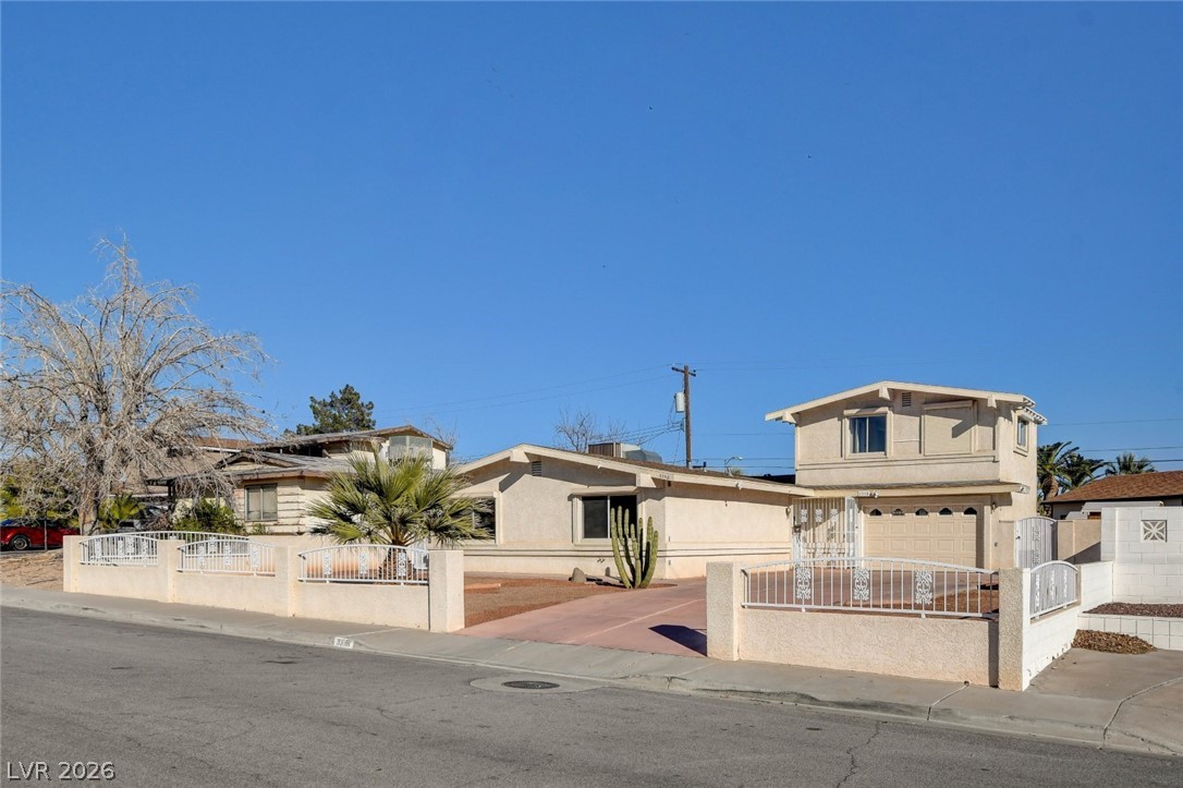 Photo 41 of 44, 3358 HORIZON Street