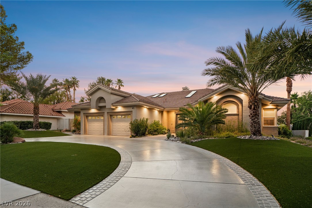 2227 Versailles Court, Henderson 89074