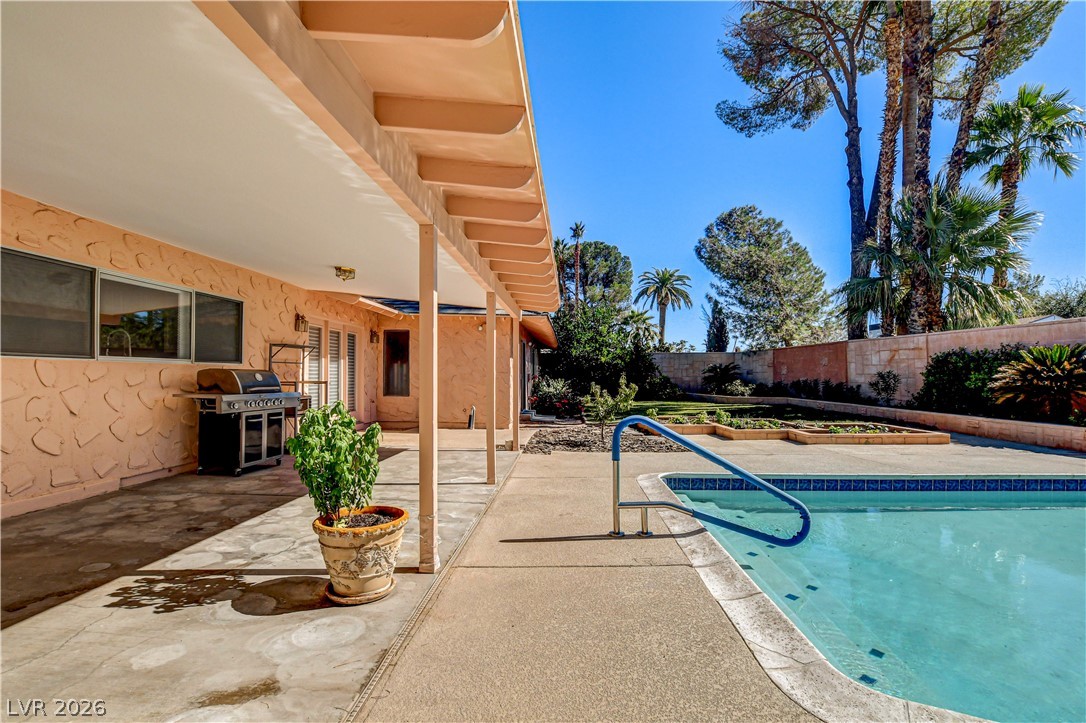 Photo 65 of 74, 3753 Meadowcrest Drive