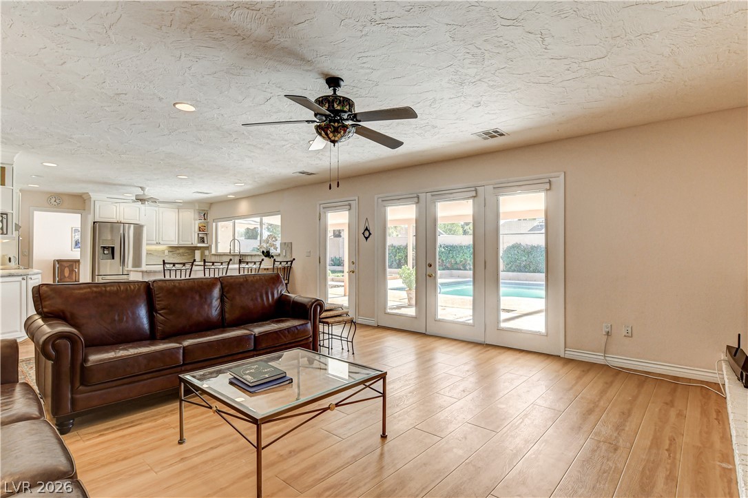 Photo 30 of 74, 3753 Meadowcrest Drive