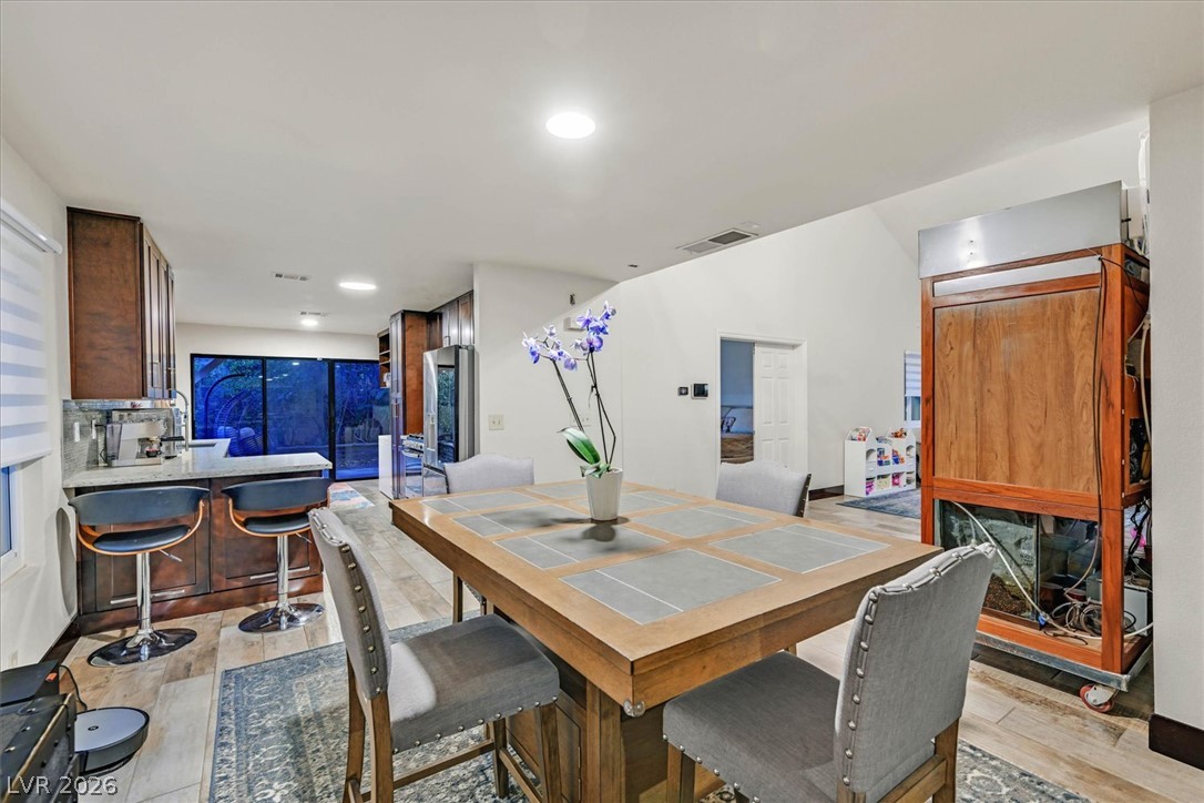 Photo 9 of 32, 129 Wynntry Drive