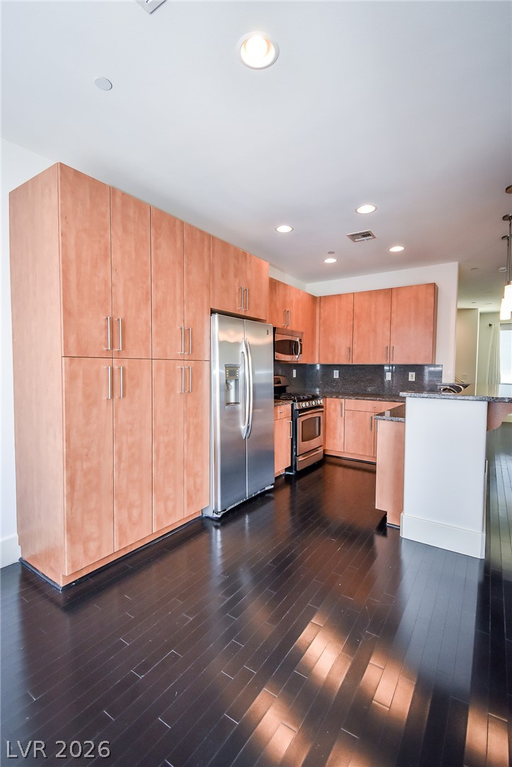 Photo 8 of 49, 9050 W Tropicana Avenue #1129