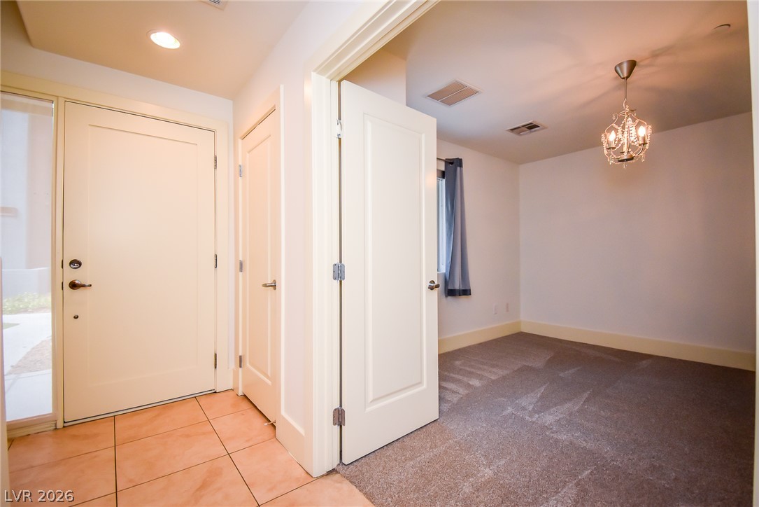 Photo 16 of 49, 9050 W Tropicana Avenue #1129