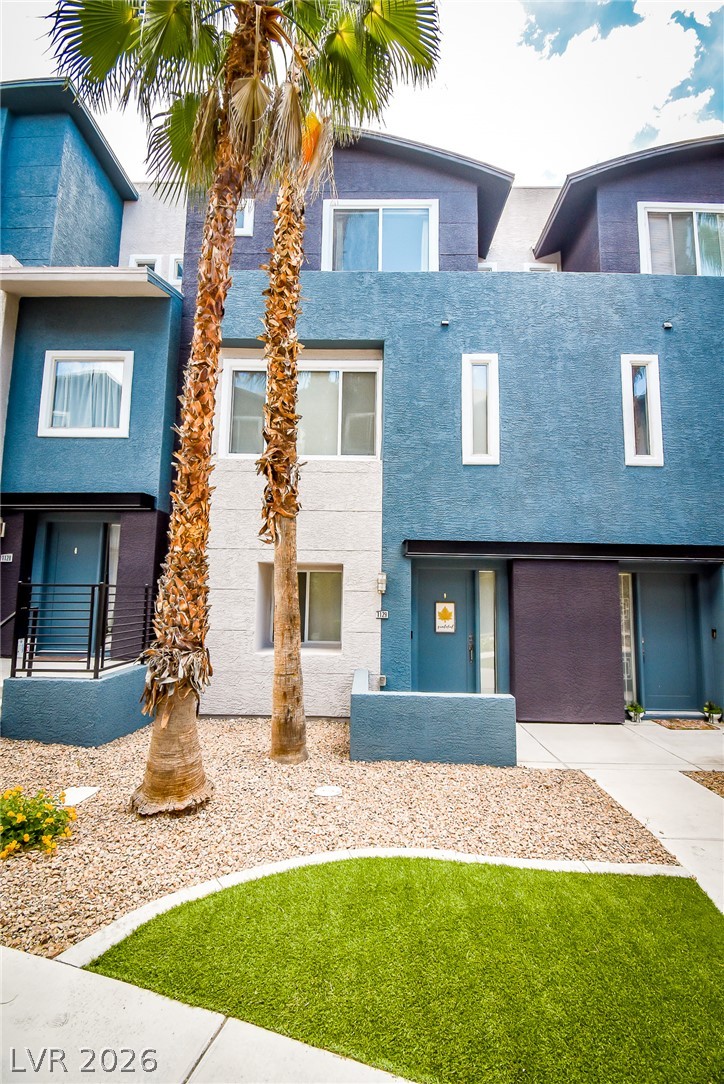 9050 W Tropicana Avenue #1129, Las Vegas 89147