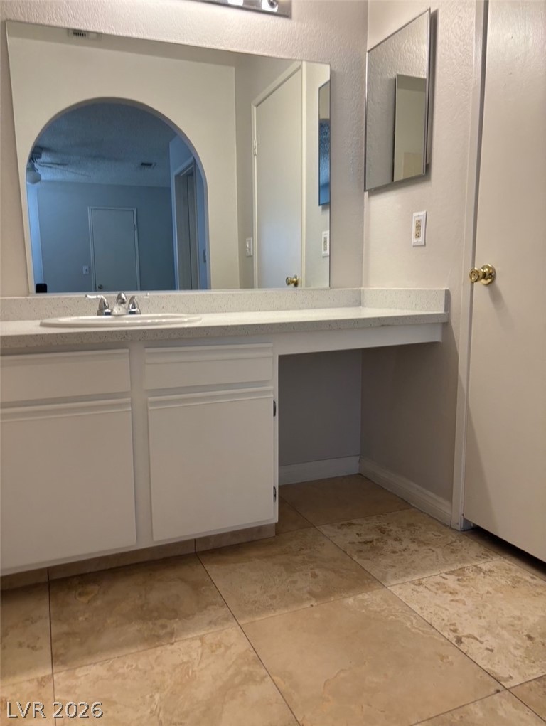 Photo 14 of 38, 2200 S Fort Apache Road #1025