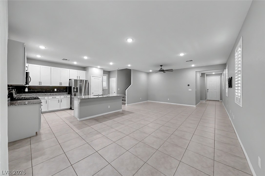 Photo 6 of 30, 9834 W Meranto Avenue