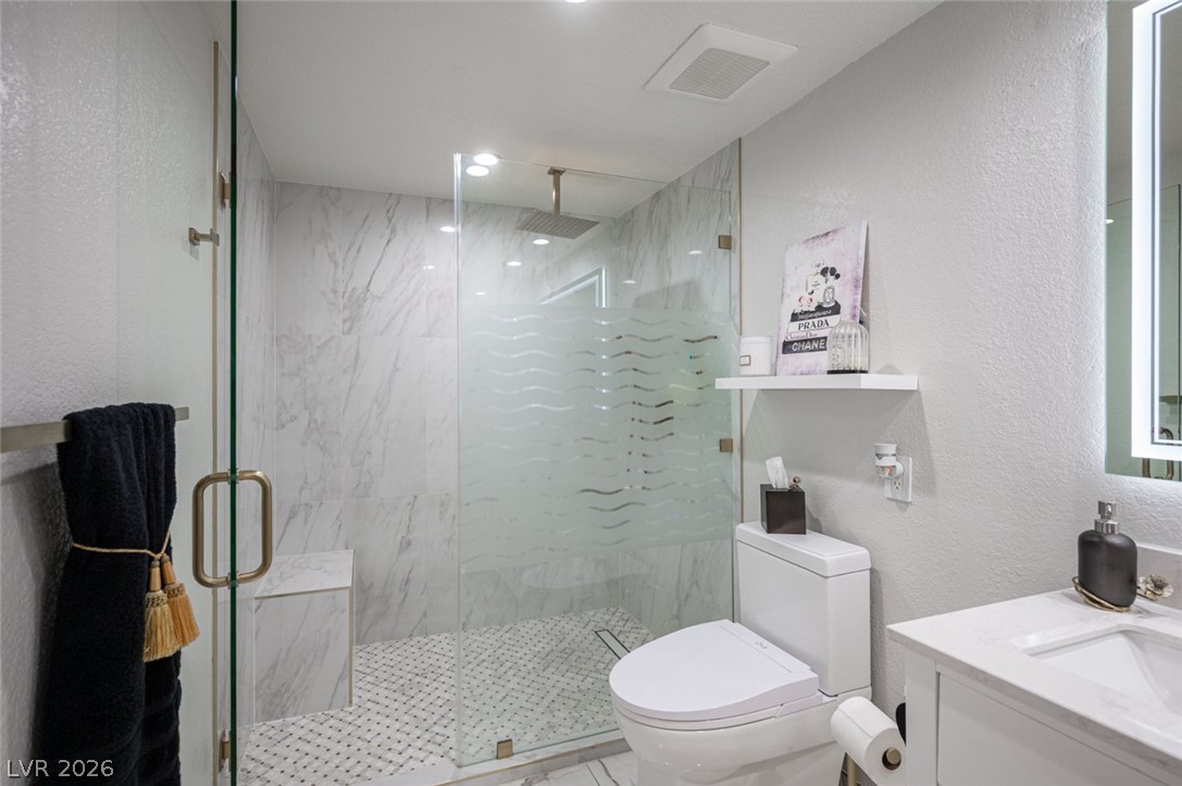 Photo 33 of 38, 3327 Erva Street #133