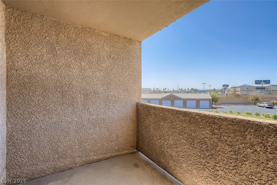 Photo 32 of 35, 1150 N Buffalo Drive #2094