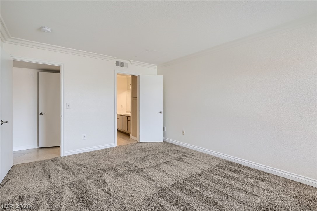 Photo 25 of 35, 1150 N Buffalo Drive #2094