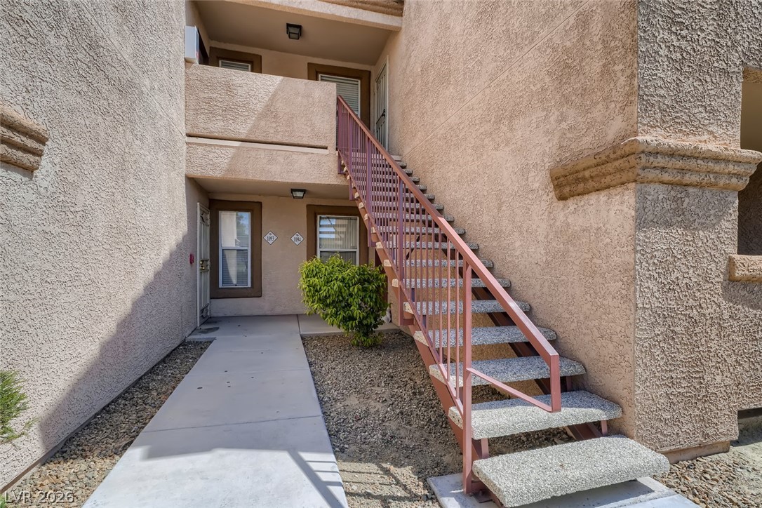 Photo 11 of 35, 1150 N Buffalo Drive #2094