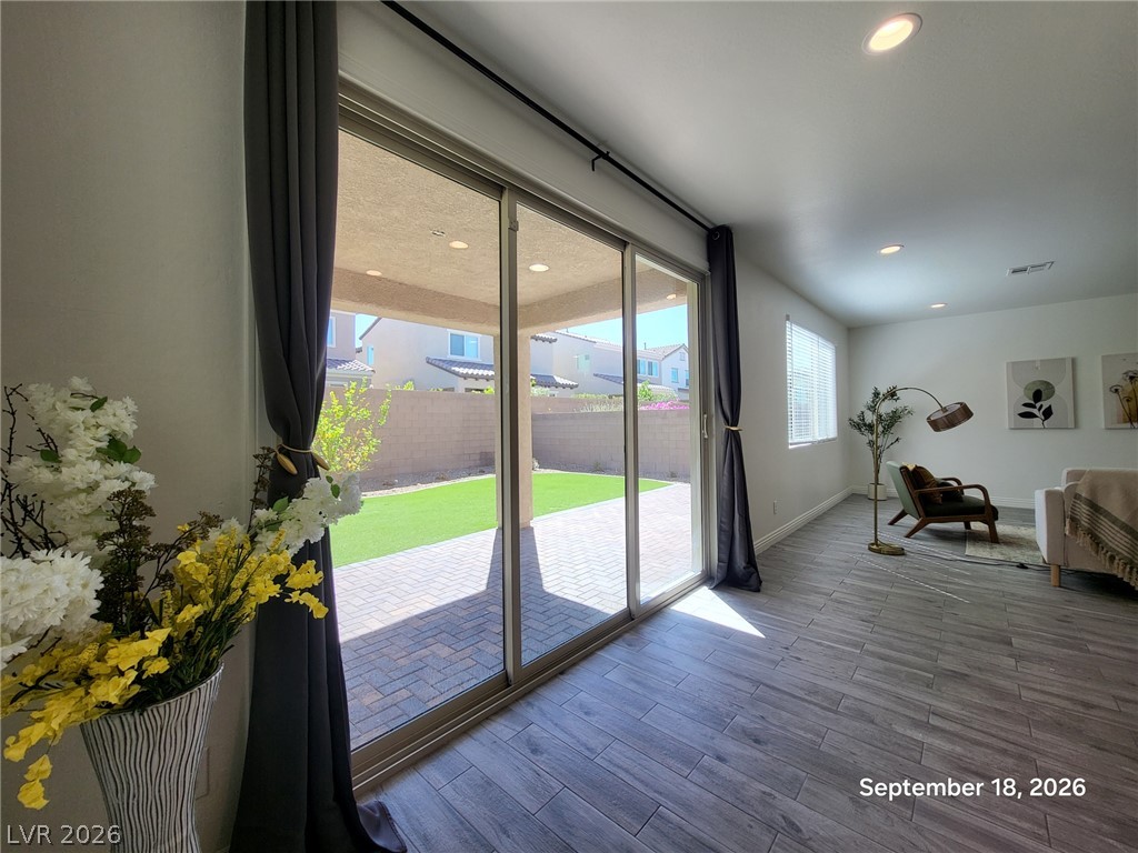 Photo 11 of 31, 283 Walkinshaw Avenue