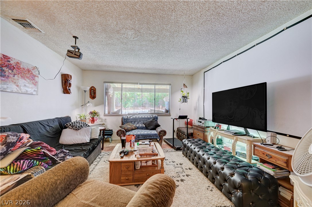 Photo 14 of 29, 4131 Brighthill Avenue