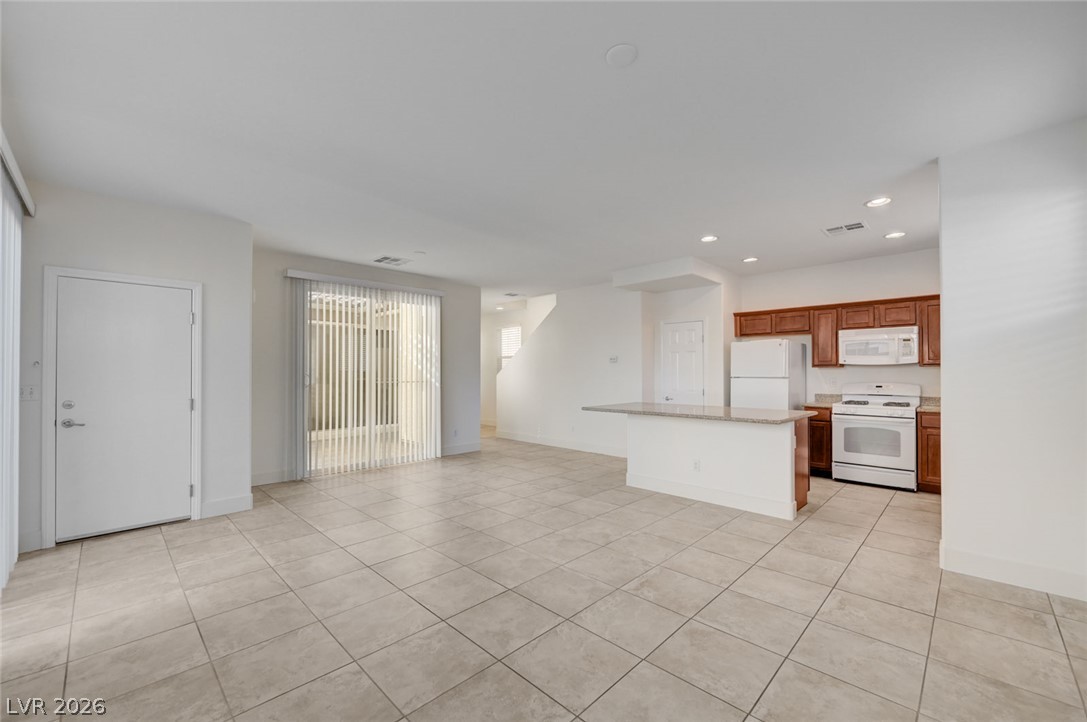Photo 8 of 33, 8524 Pitney Avenue